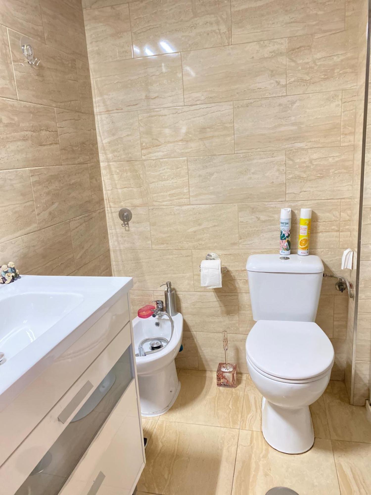 Shared Apartment! Piso Compartido! Общая Квартира! Sevilla Kültér fotó